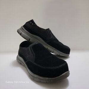 New Hytest Mens Safety Shoes. Size 12 W